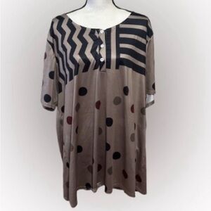 Stylish Women's Patterned Top